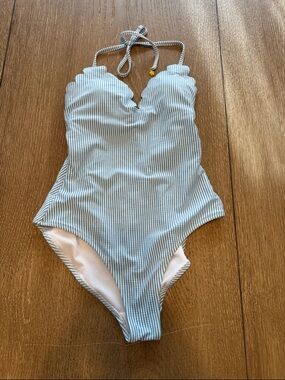 Jessica Simpson One Piece Seersucker Swimsuit Small